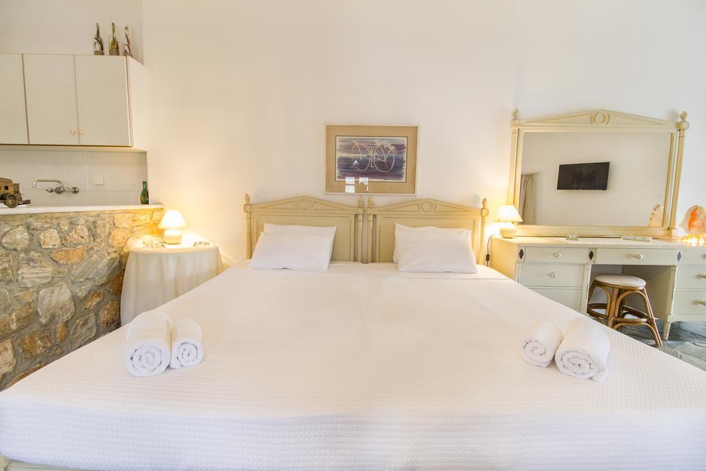 Petrino Hotel Ambrami Eksteriør billede